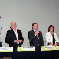 Clausura del Congreso. De izquierda a derecha: Tomás Guevara, Universidad Nacional de Río Negro, Argentina; Ronaldo Ramírez, University College London, Inglaterra;  Marcos Mazari, FA UNAM; Alicia Ziccardi, PUEC UNAM y César Jiménez Alcañiz, Universidad Politécnica de Valencia, España.