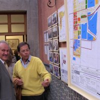 Invitados en la inauguración de la exposición en el XX Aniversario del PUEC