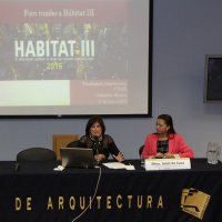 De izquierda a derecha: Alicia Ziccardi, Directora del Programa Universitario de Estudios sobre la Ciudad UNAM y Janet Luna, Subsecretaría de Desarrollo Urbano y Vivienda de SEDATU.