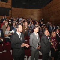 Asistentes en el Teatro Carlos Lazo de la Facultad de Arquitectura UNAM.