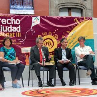 De izquierda a derecha: Deise Martins, Alcaldía de Canoas, Brasil; Alicia Ziccardi, directora del PUEC-UNAM; Porfirio Muñoz Ledo, Coordinador para la Reforma Política del DF; Augusto Barrera, Ex Alcalde de Quito y FLACSO-Ecuador.